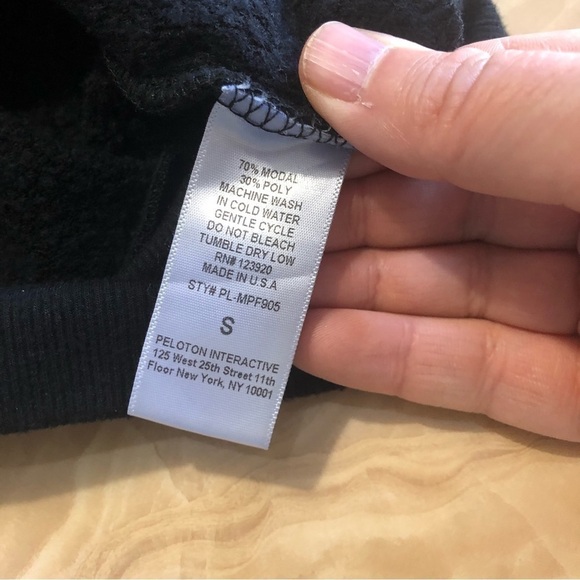 peloton Full Zip Black Pink Logo Spellout Stronger Hoodie Womens Size Small - Picture 8 of 10